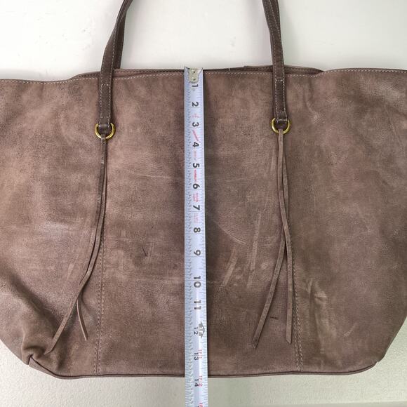 Hobo Kingston Shiny Sheen Brown Leather Tote Bag Purse Large Tassels - Picture 12 of 16